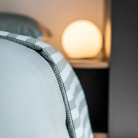 Modern 1 In District 4 Апартаменти *